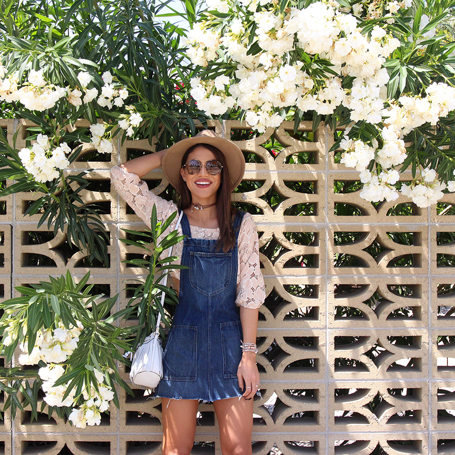 Looks Revolve no Coachella camila coelho look 6