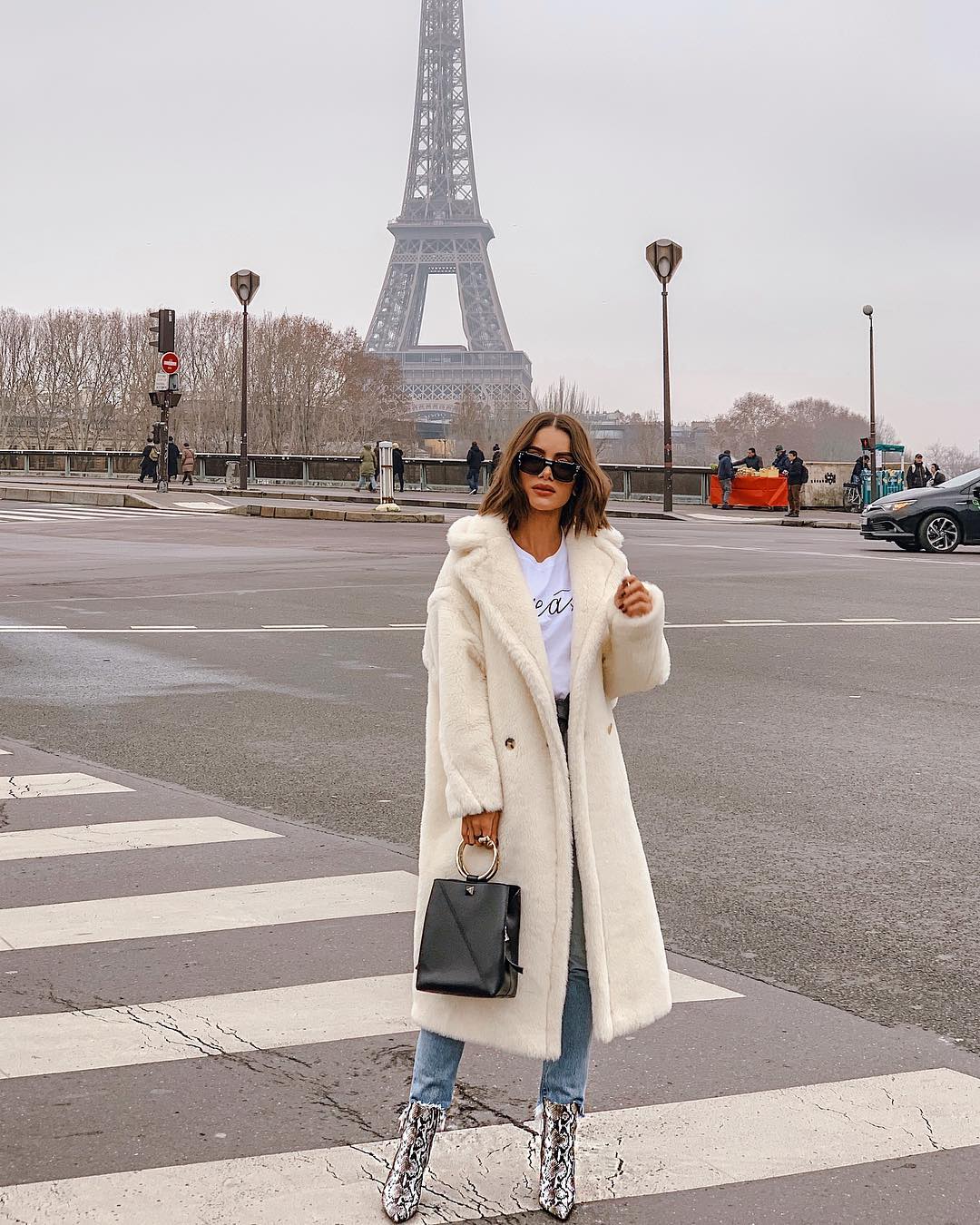Camila Coelho White Leather Boots Street Style Autumn Winter 2019