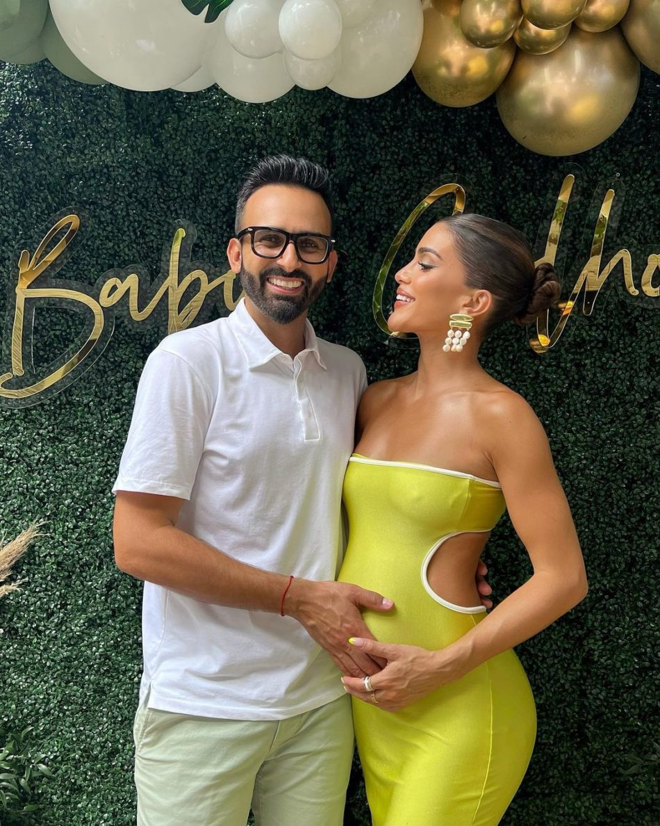 Camila Coelho is expecting her first child!