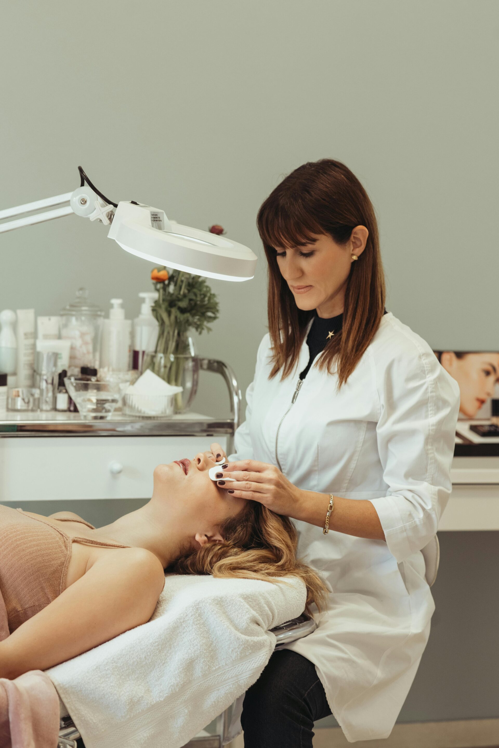 Bioestimuladores de colágeno: benefícios, resultados e quando iniciar o  tratamento | Camila Coelho